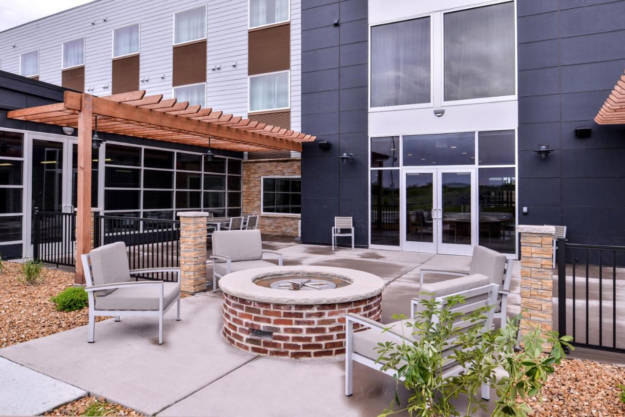Country Inn & Suites By Radisson, Ft Atkinson, Wi Fort Atkinson Εξωτερικό φωτογραφία