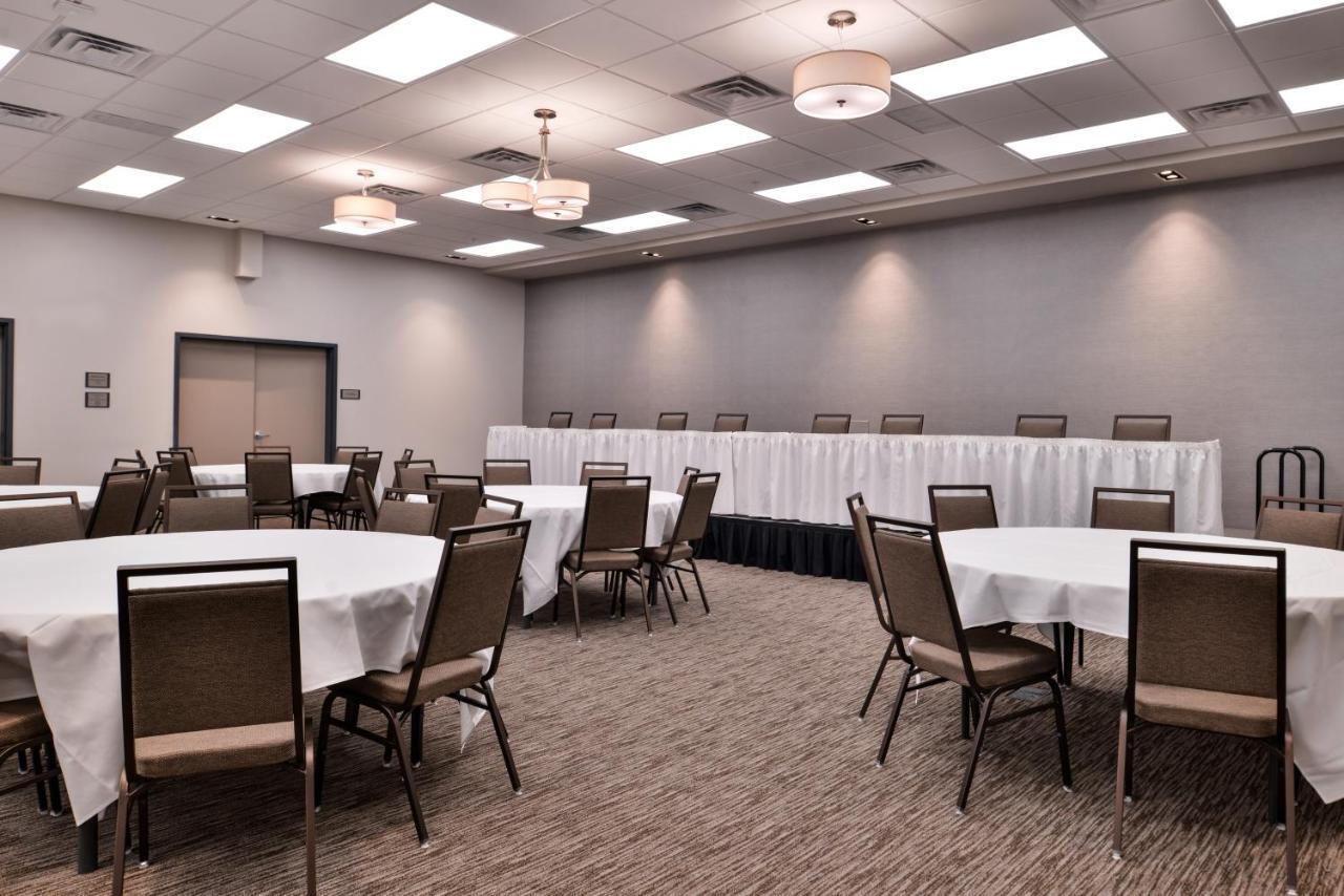Country Inn & Suites By Radisson, Ft Atkinson, Wi Fort Atkinson Εξωτερικό φωτογραφία